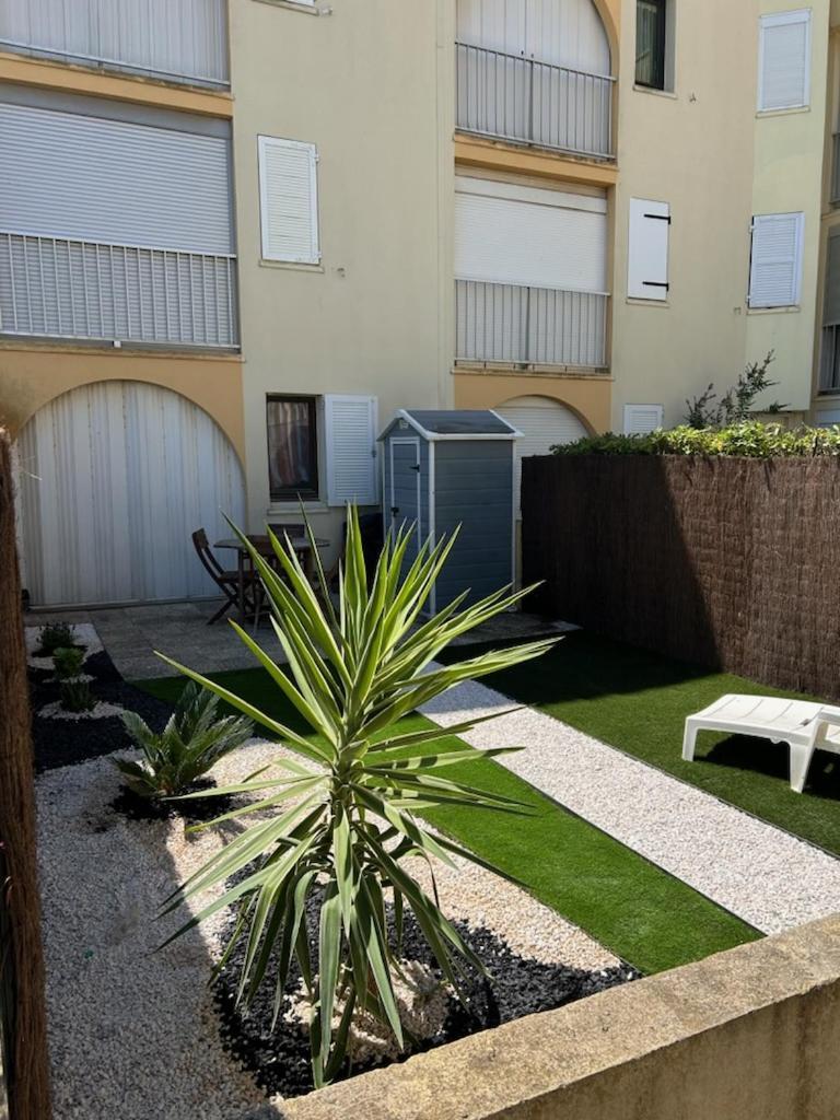 Apartment T2 Avec Son Rez De Jardin De 40 M2 5 Couchages 250m De La Et 15km De L'arena *