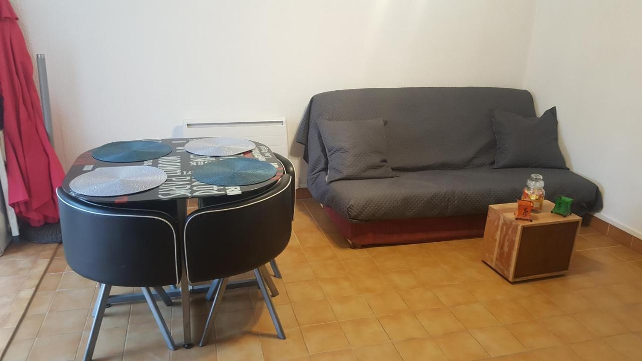 Apartment T2 Avec Son Rez De Jardin De 40 M2 5 Couchages 250m De La Et 15km De L'arena